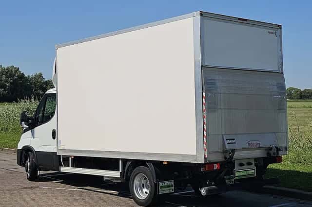 Iveco Daily (2023) thumbnail 5