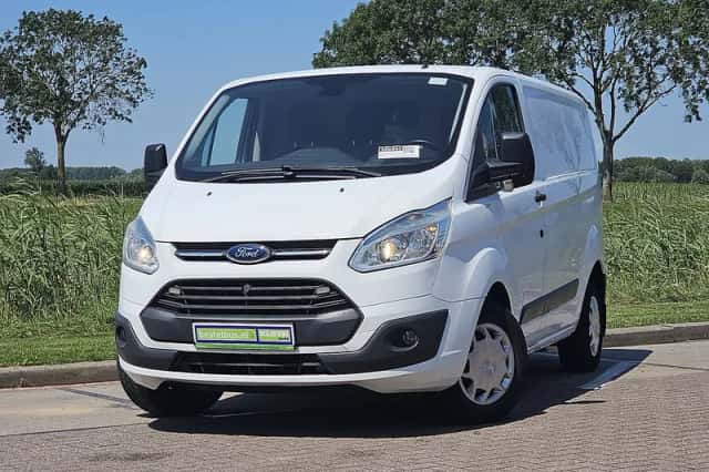 Ford Transit (2016) thumbnail 1