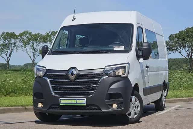 Renault Master (2024) thumbnail 1