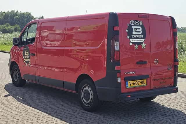 Opel Vivaro (2016) thumbnail 5