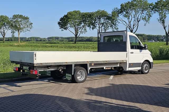 Volkswagen Crafter (2019) thumbnail 3