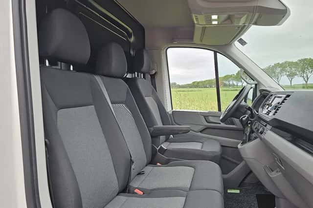 Volkswagen Crafter (2022) thumbnail 6