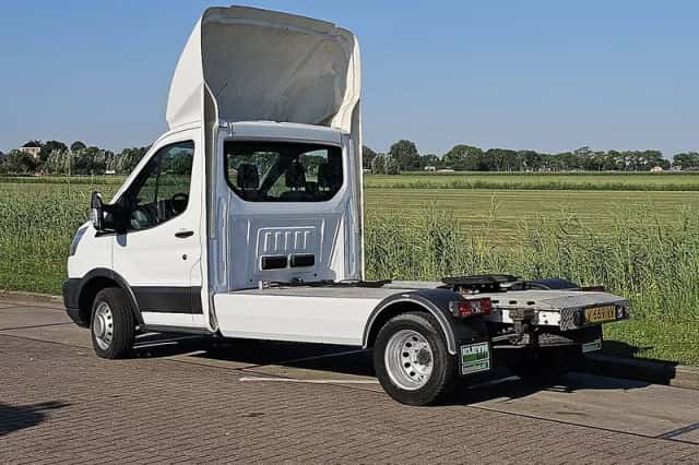 Ford Transit (2019) thumbnail 5