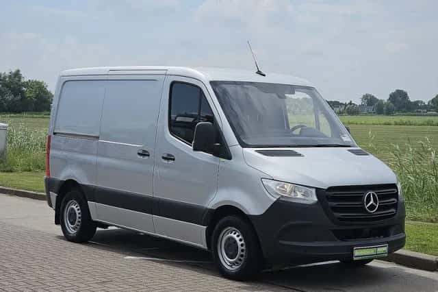 Mercedes-Benz Sprinter (2020) thumbnail 4