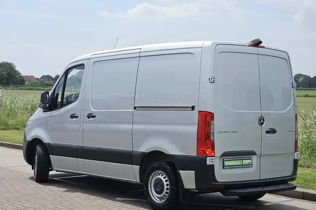 Mercedes-Benz Sprinter (2020) thumbnail 5