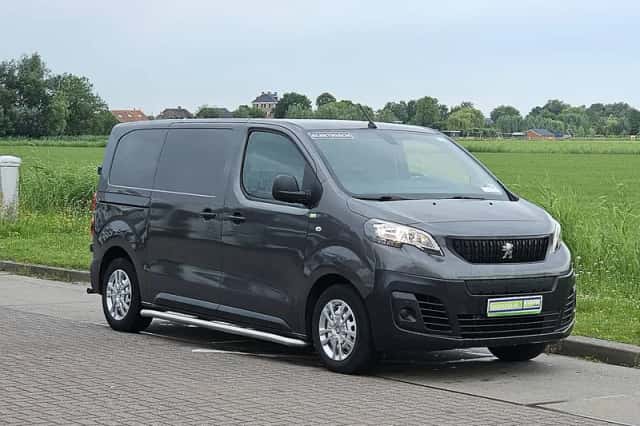 Peugeot E-Expert (2022) thumbnail 4
