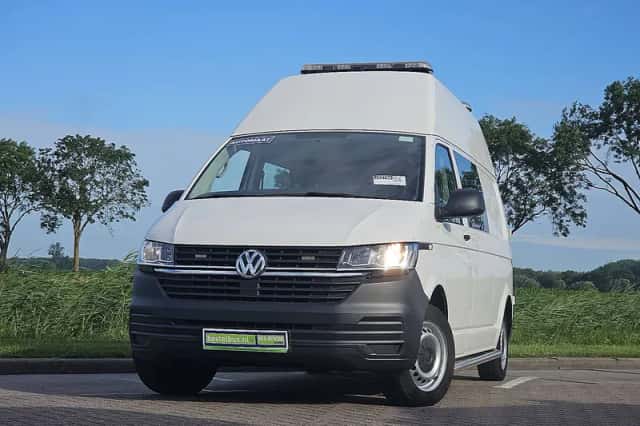 Volkswagen Transporter (2020) thumbnail 1