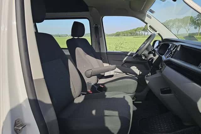 Volkswagen Transporter (2020) thumbnail 6
