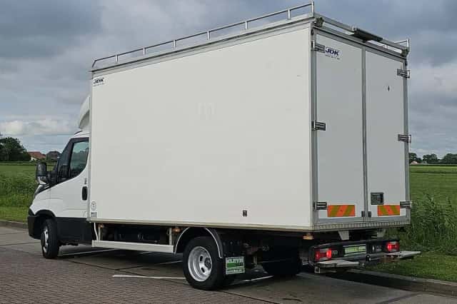 Iveco Daily (2015) thumbnail 5