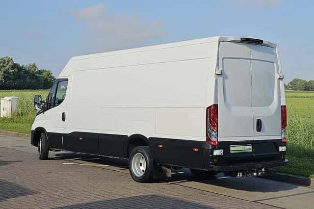 Iveco Daily (2021) thumbnail 5