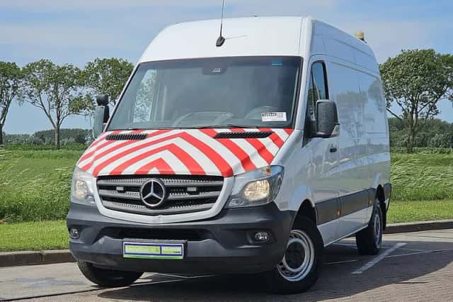 Mercedes-Benz Sprinter (2018) thumbnail 1