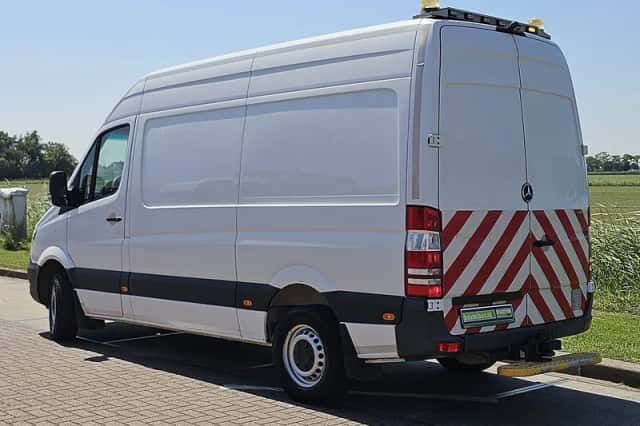 Mercedes-Benz Sprinter (2018) thumbnail 5