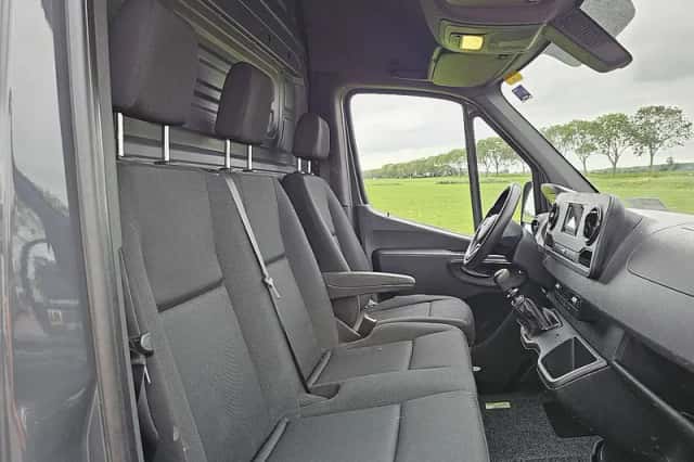 Mercedes-Benz Sprinter (2020) thumbnail 6