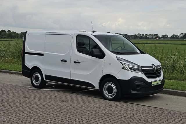 Renault Trafic (2021) thumbnail 4
