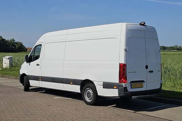 Mercedes-Benz Sprinter (2021) thumbnail 5