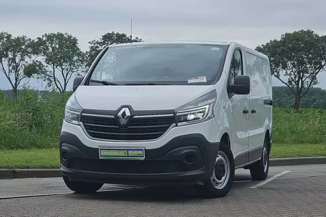 Renault Trafic (2021) thumbnail 1