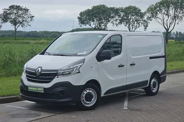 Renault Trafic (2021) thumbnail 2