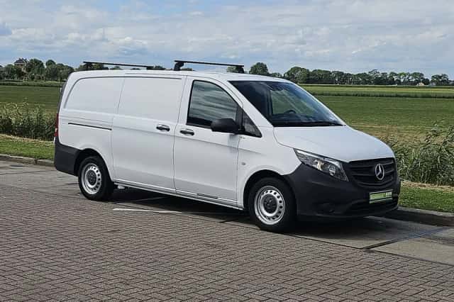 Mercedes-Benz Vito (2020) thumbnail 4