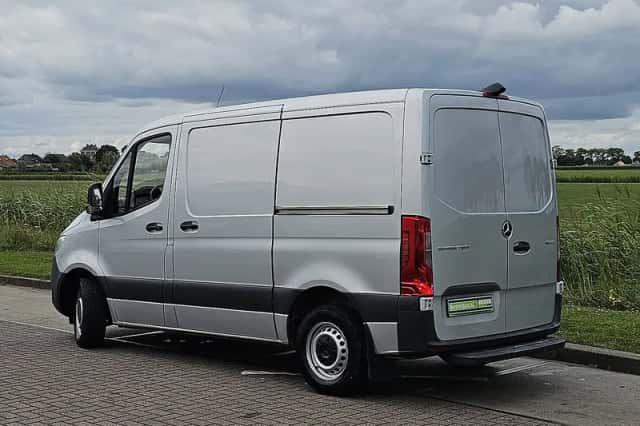 Mercedes-Benz Sprinter (2020) thumbnail 5
