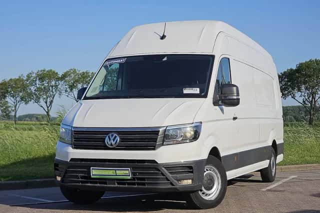 Volkswagen Crafter (2020) thumbnail 1