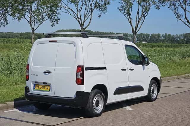 Peugeot Partner (2021) thumbnail 3