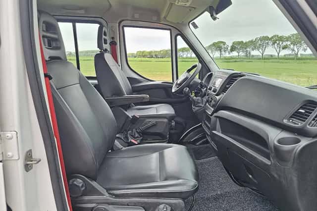 Iveco Daily (2022) thumbnail 6
