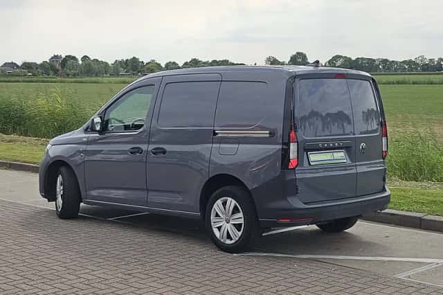Volkswagen Caddy (2022) thumbnail 5