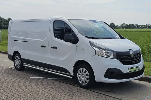 Renault Trafic (2019) thumbnail 4