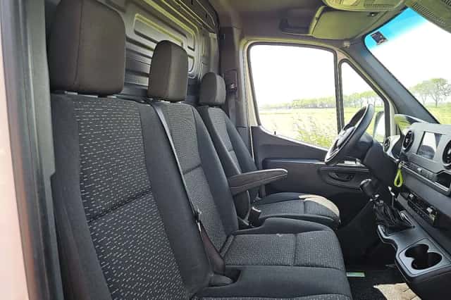 Mercedes-Benz Sprinter (2022) thumbnail 6