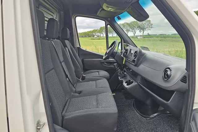 Mercedes-Benz Sprinter (2022) thumbnail 6