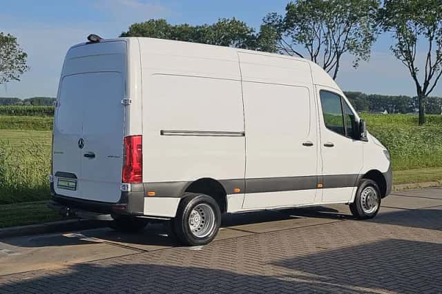 Mercedes-Benz Sprinter (2019) thumbnail 3