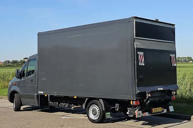 Mercedes-Benz Sprinter (2020) thumbnail 5