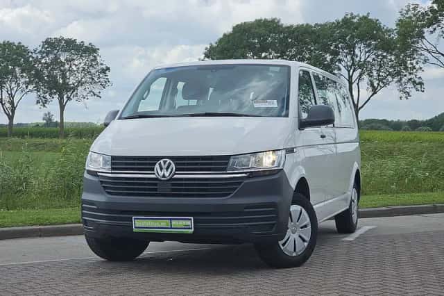 Volkswagen Transporter (2023) thumbnail 1