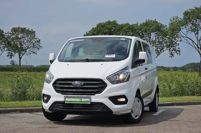 Ford Transit (2021) thumbnail 1