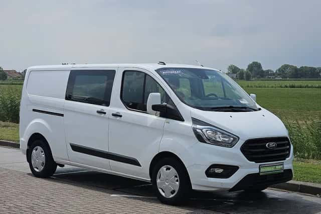 Ford Transit (2021) thumbnail 4