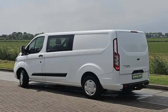 Ford Transit (2021) thumbnail 5