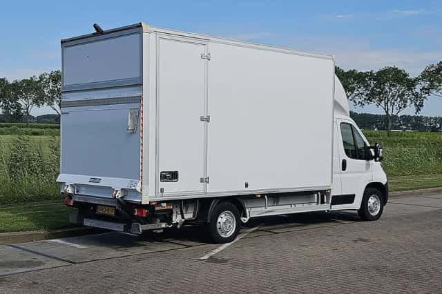 Opel Movano (2022) thumbnail 3