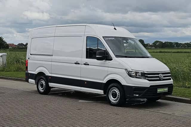 Volkswagen Crafter (2022) thumbnail 4