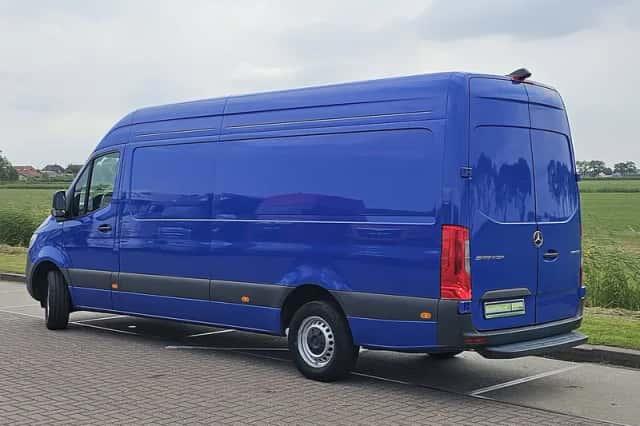 Mercedes-Benz Sprinter (2024) thumbnail 5