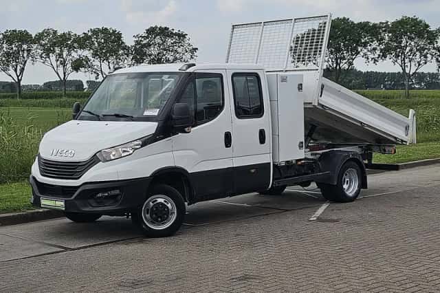 Iveco Daily (2022) thumbnail 2