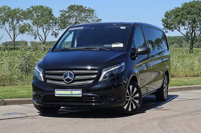 Mercedes-Benz eVito (2025) thumbnail 1