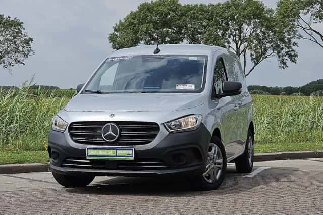 Mercedes-Benz eCitan (2024) thumbnail 1