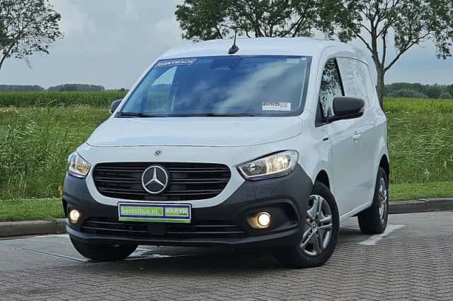 Mercedes-Benz eCitan (2024) thumbnail 1