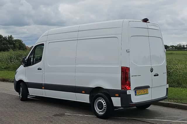 Mercedes-Benz Sprinter (2020) thumbnail 4