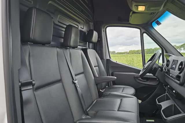 Mercedes-Benz Sprinter (2020) thumbnail 5