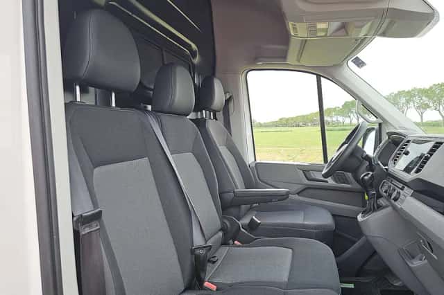 Volkswagen Crafter (2022) thumbnail 6
