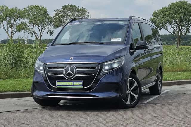 Mercedes-Benz EQV (2024) thumbnail 1