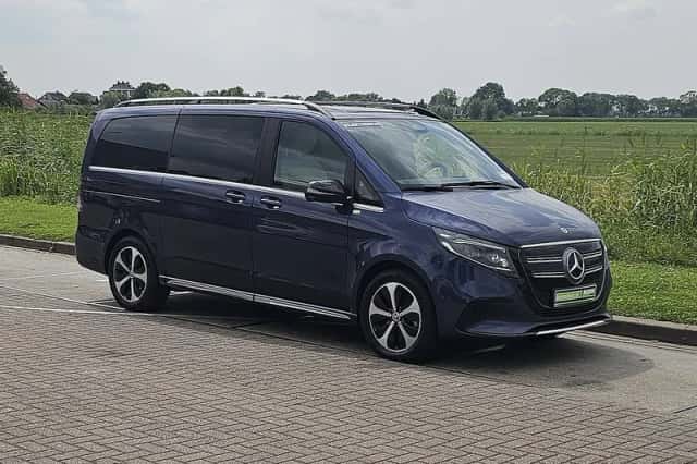Mercedes-Benz EQV (2024) thumbnail 4