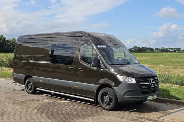 Mercedes-Benz Sprinter (2024) thumbnail 4