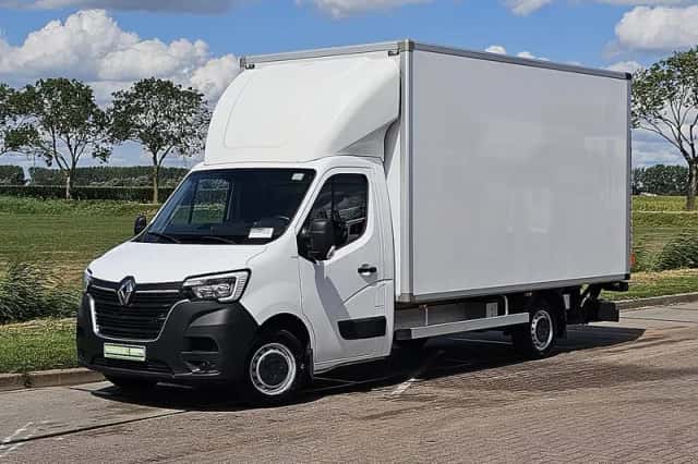 Renault Master (2022) thumbnail 2